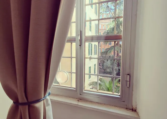 ゲストハウス Center ローマ