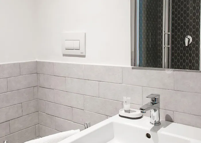 ゲストハウス Center ローマ