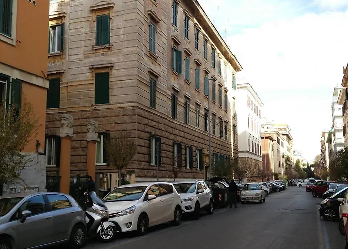 ゲストハウス Center ローマ